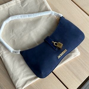 Brand new Jacquemus bag - Navy Le Raphia 'Le Bisou Cadenas' Bag